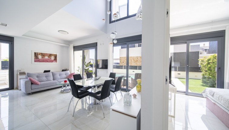 Reventa - Chalet - Orihuela Costa - Lomas de Cabo Roig