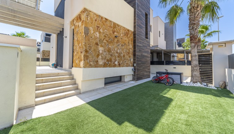Reventa - Chalet - Orihuela Costa - Lomas de Cabo Roig