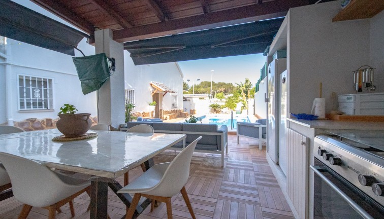 Reventa - Chalet - Torrevieja - Los Balcones