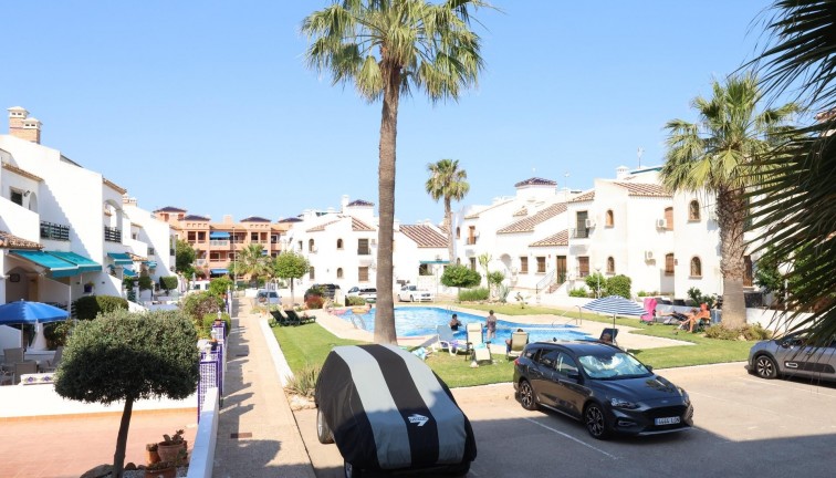 Reventa - Apartamento / piso - Orihuela Costa - PAU 8