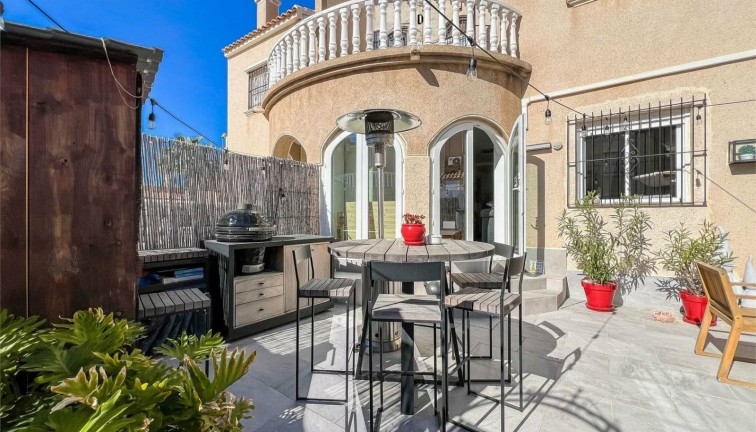 Reventa - Chalet - Orihuela Costa - Villamartín