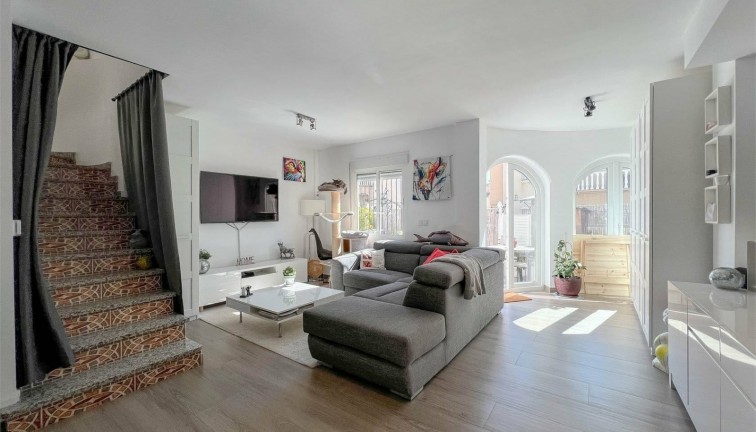 Reventa - Chalet - Orihuela Costa - Villamartín