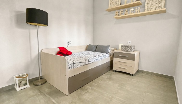 Resale - Chalet - Orihuela Costa - Los Dolses