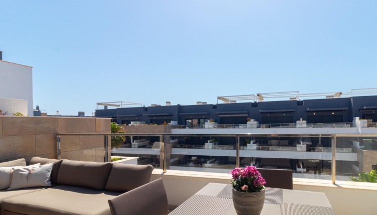 Resale - Apartment - Top Floor Apartment - Orihuela Costa - Playa Flamenca