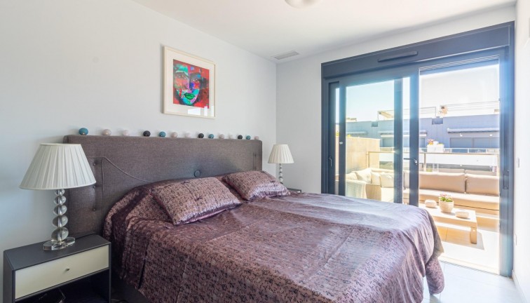 Resale - Apartment - Top Floor Apartment - Orihuela Costa - Playa Flamenca