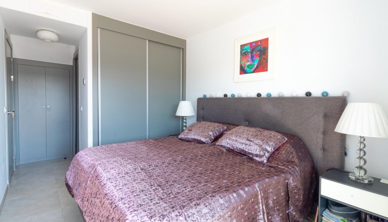 Resale - Apartment - Top Floor Apartment - Orihuela Costa - Playa Flamenca
