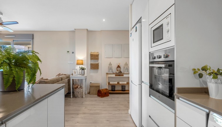 Reventa - Apartamento / piso - Orihuela Costa - Los Dolses