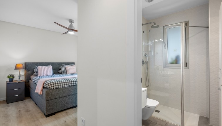 Reventa - Apartamento / piso - Orihuela Costa - Los Dolses