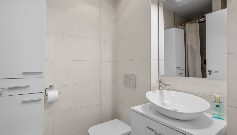 Reventa - Apartamento / piso - Orihuela Costa - Los Dolses