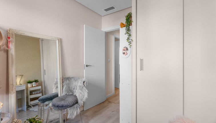 Reventa - Apartamento / piso - Orihuela Costa - Los Dolses