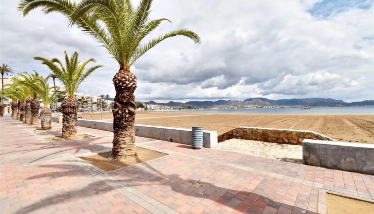 Uudistuotanto - Asunto - Mazarron - Puerto de Mazarron