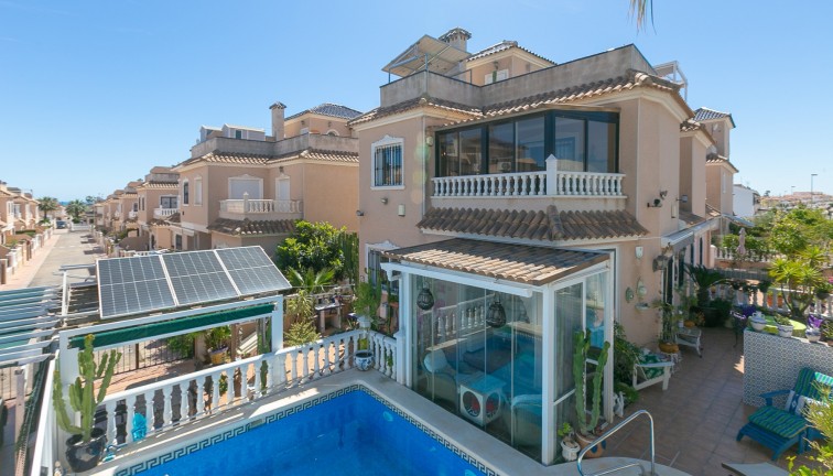 Reventa - Casa adosada - La Zenia