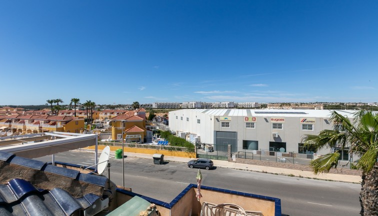 Reventa - Casa adosada - La Zenia