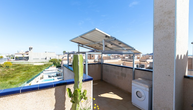 Reventa - Casa adosada - La Zenia