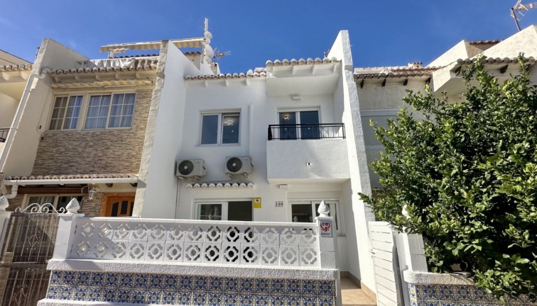 Resale - Semi-Detached - Torrevieja - Los Balcones
