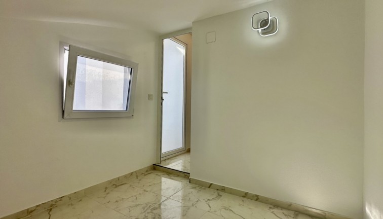 Resale - Semi-Detached - Torrevieja - Los Balcones