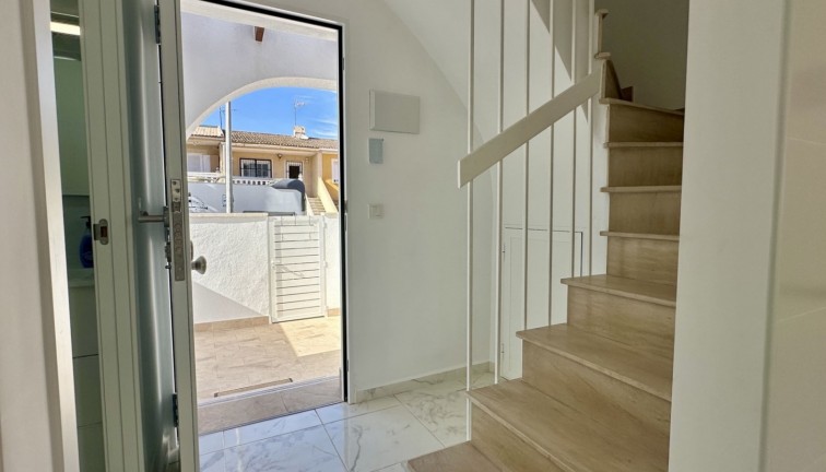 Resale - Semi-Detached - Torrevieja - Los Balcones
