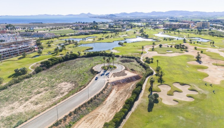 Uudistuotanto - Erillistalo - Los Alcazares - Serena Golf