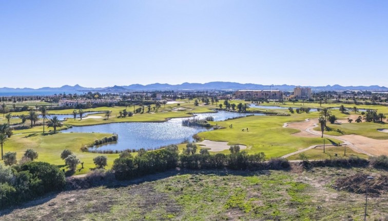 Uudistuotanto - Erillistalo - Los Alcazares - Serena Golf