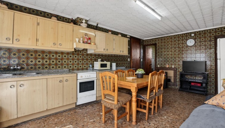 Resale - Chalet - Orihuela - Desamparados-Hurchillo-Torremendo