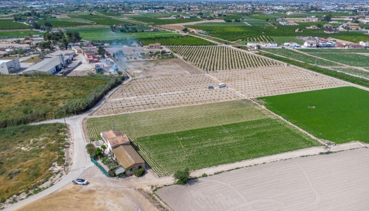 Resale - Chalet - Orihuela - Desamparados-Hurchillo-Torremendo
