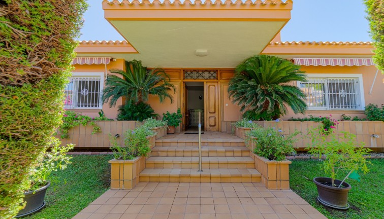 Reventa - Chalet - Campoamor