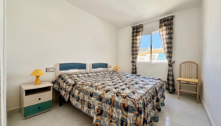 Resale - Apartment - Orihuela Costa - Playa Flamenca