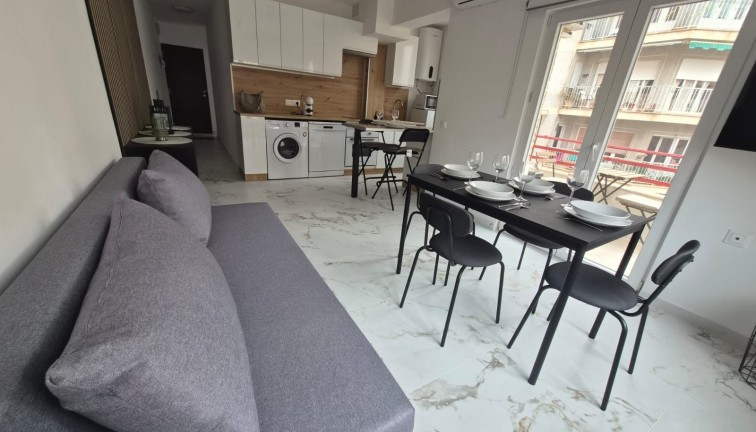 Resale - Apartment - Torrevieja - Playa del Cura