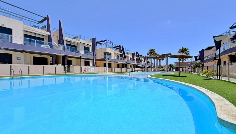 Resale - Apartment - Top Floor Apartment - Pilar de la Horadada - TORRE DE LA HORADADA