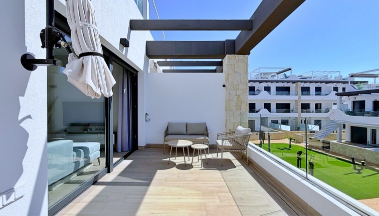 Reventa - Apartamento - Apartamento en el último piso - Orihuela Costa - Punta Prima