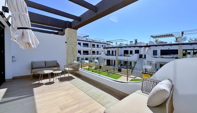 Reventa - Apartamento - Apartamento en el último piso - Orihuela Costa - Punta Prima