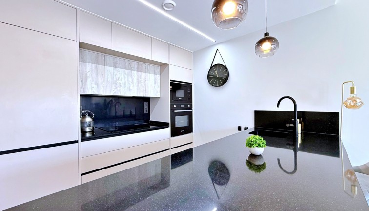 Reventa - Apartamento - Apartamento en el último piso - Orihuela Costa - Punta Prima