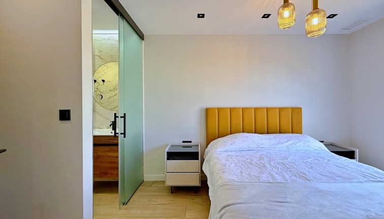 Reventa - Apartamento - Apartamento en el último piso - Orihuela Costa - Punta Prima