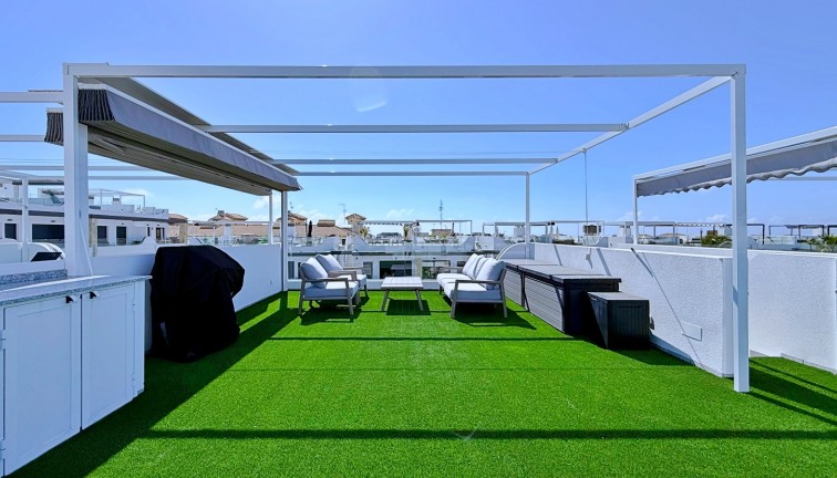 Reventa - Apartamento - Apartamento en el último piso - Orihuela Costa - Punta Prima