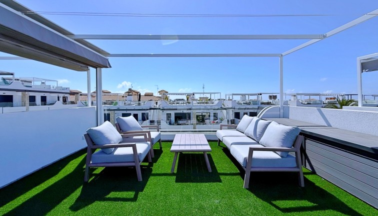 Reventa - Apartamento - Apartamento en el último piso - Orihuela Costa - Punta Prima