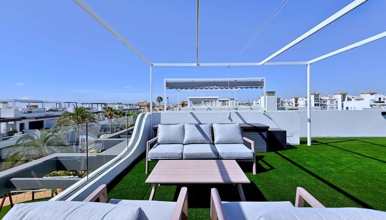 Reventa - Apartamento - Apartamento en el último piso - Orihuela Costa - Punta Prima
