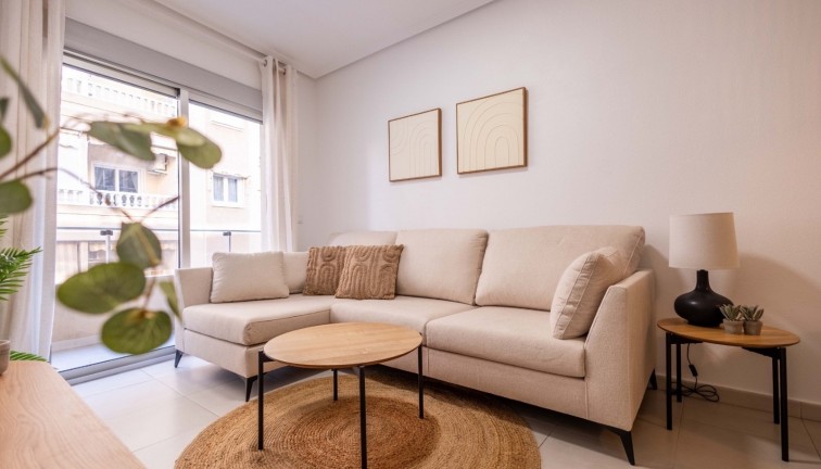 Resale - Apartment - Torrevieja - Playa del Cura