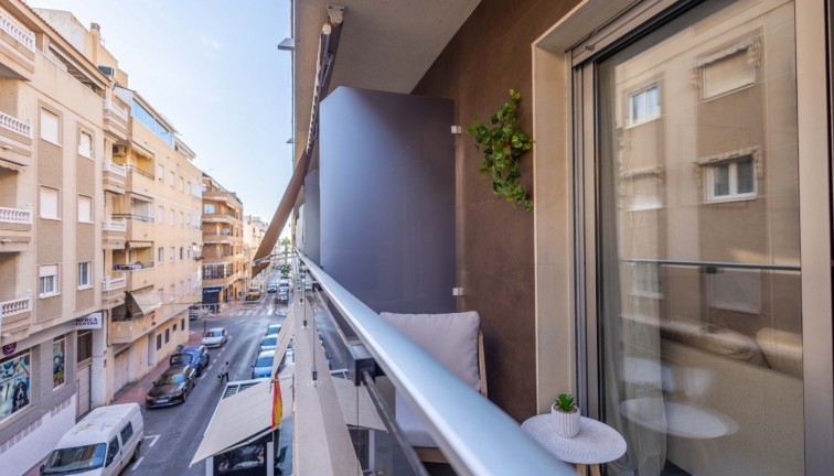 Resale - Apartment - Torrevieja - Playa del Cura