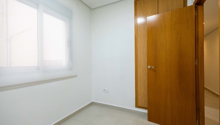 Resale - Apartment - Torrevieja - Playa del Cura