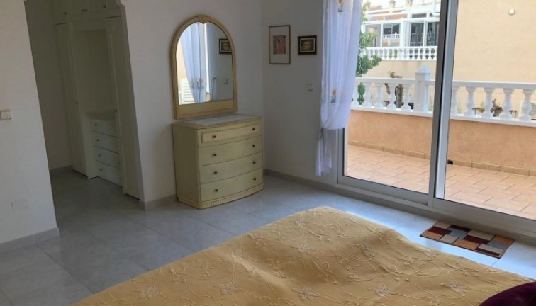 Resale - Apartment - Orihuela Costa - Playa Flamenca