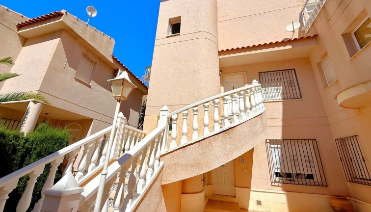 Resale - Apartment - Orihuela Costa - Playa Flamenca