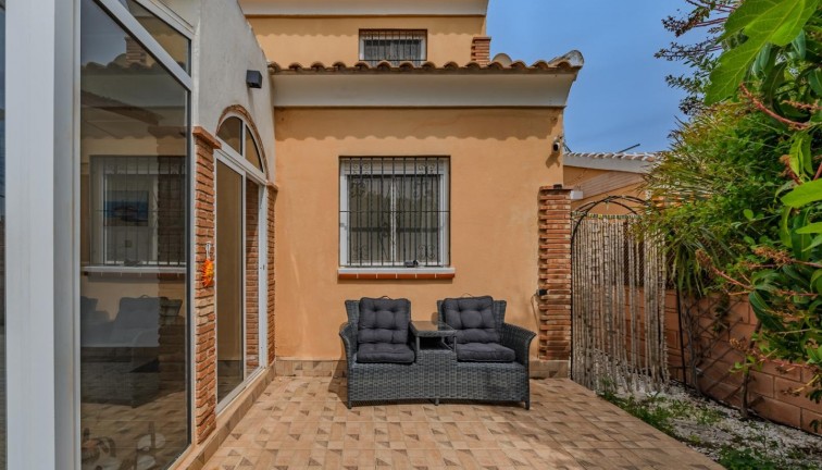 Resale - Chalet - Orihuela - Calle del Morral, 03189