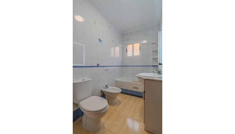Resale - Chalet - Orihuela - Calle del Morral, 03189