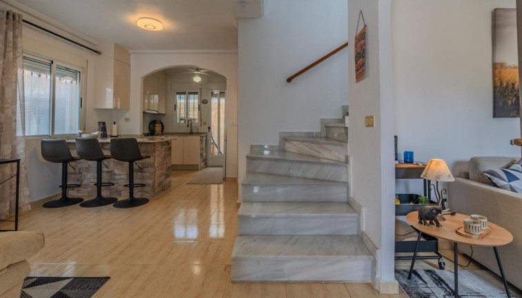 Resale - Chalet - Orihuela - Calle del Morral, 03189