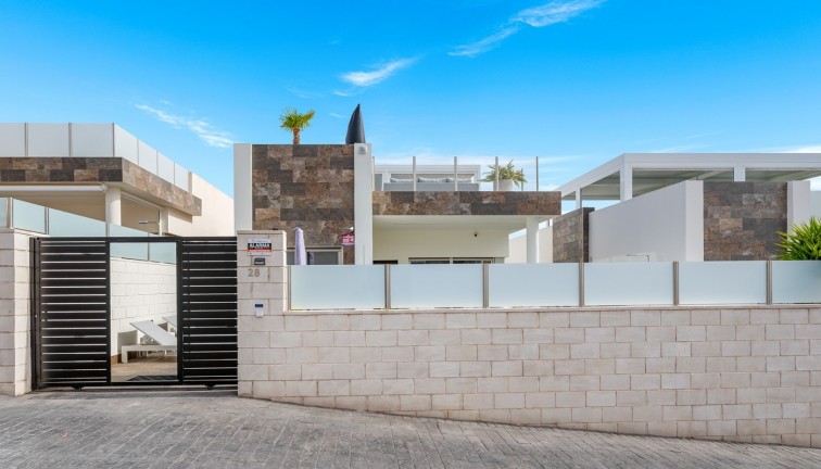Resale - Chalet - Orihuela Costa - Villamartín