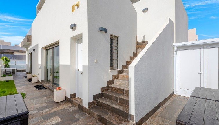 Resale - Chalet - Orihuela Costa - Villamartín