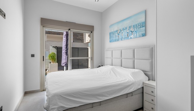 Resale - Chalet - Orihuela Costa - Villamartín