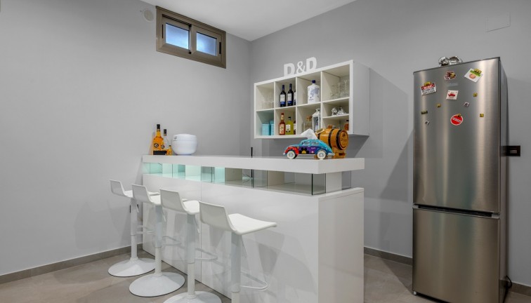 Resale - Chalet - Orihuela Costa - Villamartín