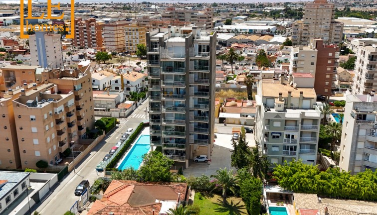 Resale - Apartment - Torrevieja - Nueva Torrevieja