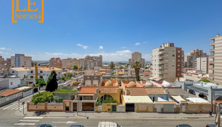 Resale - Apartment - Torrevieja - Nueva Torrevieja